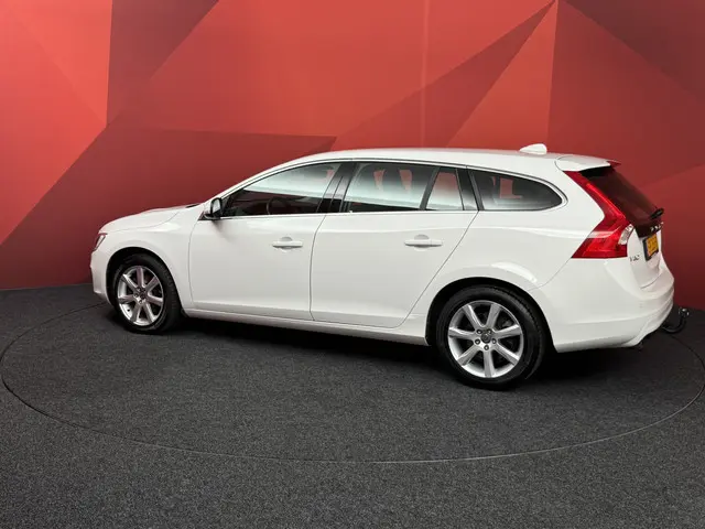 Volvo V60 1.5 T3 Polar+ 2018 Benzine 22