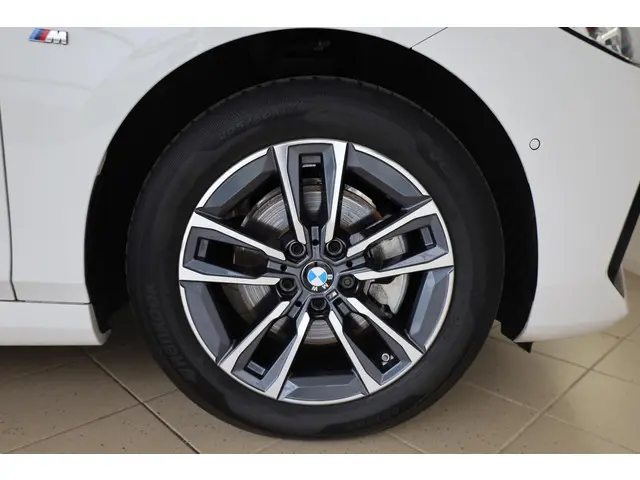 BMW 2 Serie Active Tourer 220i 2025 Benzine 6