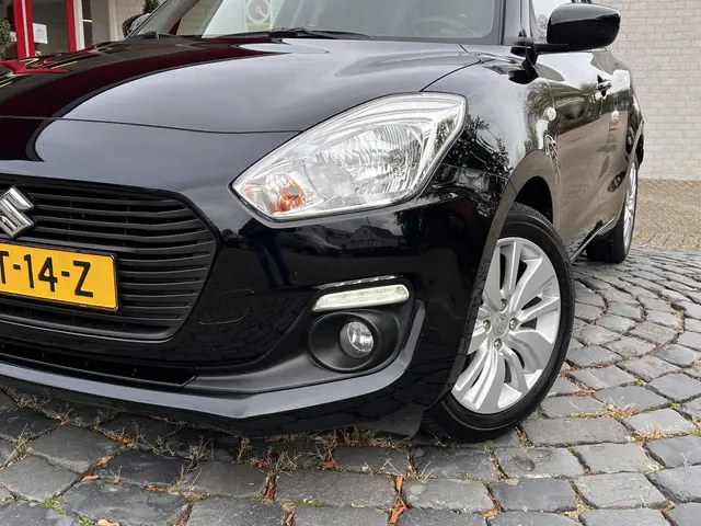 Suzuki Swift 1.0 Select 2019 Benzine 22