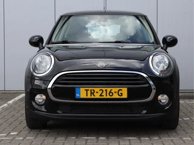 MINI Cooper | BOVAG-garantie 2018 Benzine 6