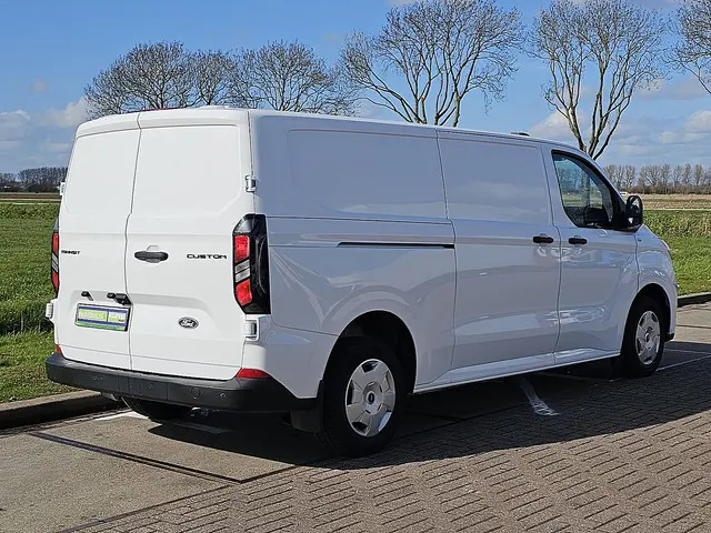Ford Transit Custom 2.0 2024 Diesel 3