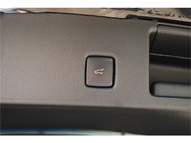 Ford Kuga 2.5 PHEV 243 PK Active X 2024 Hybride Benzine 8