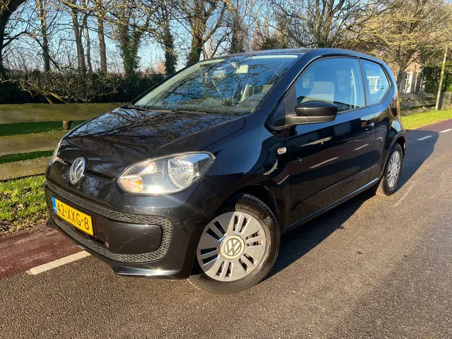 Volkswagen up! 1.0 move up! BlueMotion Airco 2012 Benzine