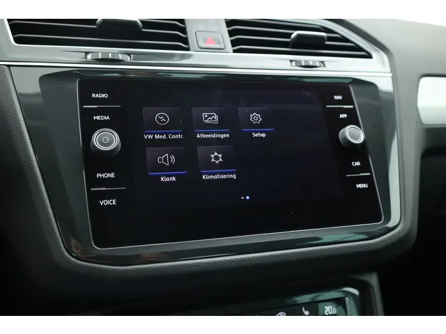 Volkswagen Tiguan 1.5 TSI Life Business 2020 Benzine 23