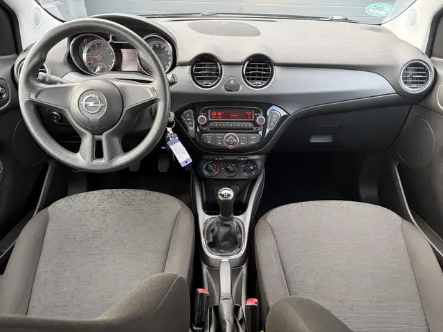 Opel ADAM 1.2 2014 Benzine 6