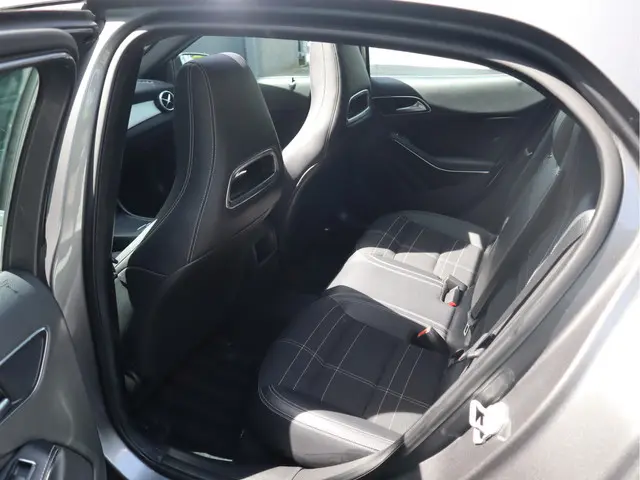 Mercedes-Benz GLA 200 Ambition Comfort 2014 Benzine 4