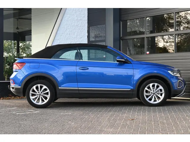 Volkswagen T-Roc Cabrio 1.5 TSI Style 2023 Benzine 13