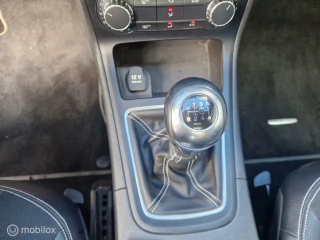 Mercedes-Benz B-Klasse 180 2012 Benzine 12