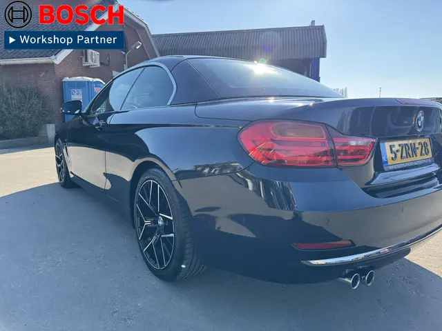 BMW 4 Serie Cabrio 428i High Executive 2015 Benzine 5