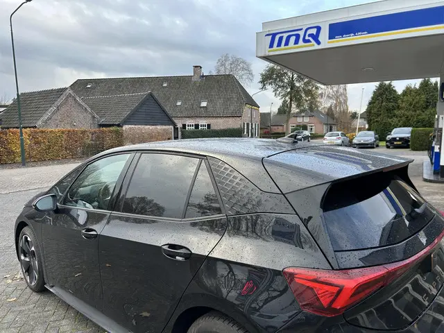 CUPRA Born Performance Limited 63 kWh 2025 Elektrisch 8