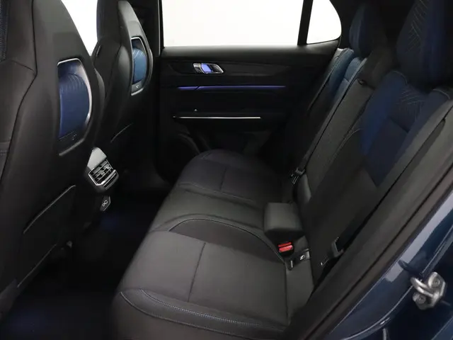 Lynk & Co 01 1.5 2023 Hybride Benzine 7