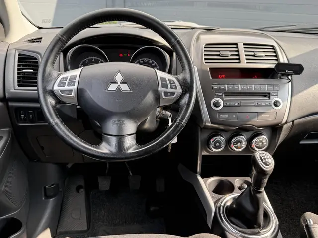 Mitsubishi ASX 3