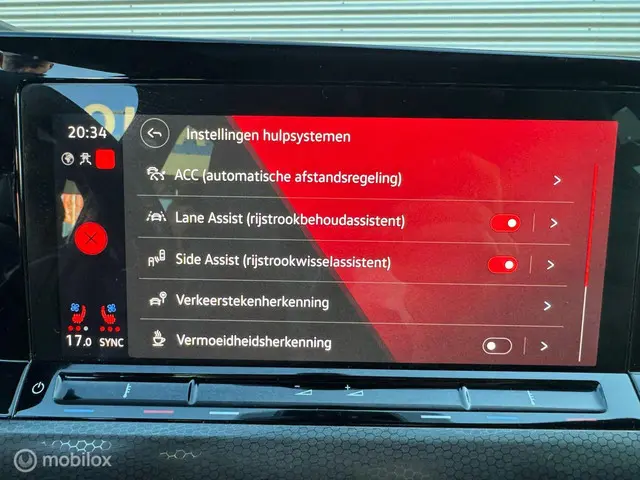 Volkswagen Golf 2.0 TSI GTI CLUBSPORT 2021 Benzine 22