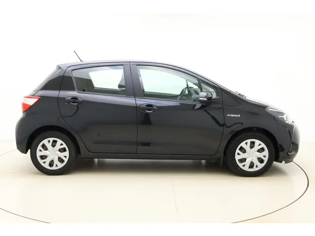 Toyota Yaris 1.5 Hybrid Aspiration 2018 Hybride Benzine 9