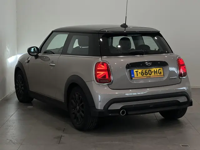 MINI Cooper Mini 1.5 Camden Edition 2023 Benzine 6