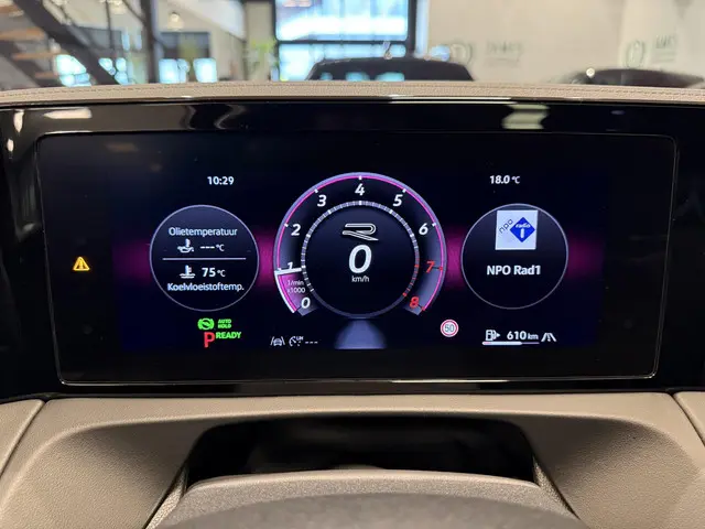 Volkswagen Tiguan 1.5 eTSI R-Line Edition 2024 Benzine 32