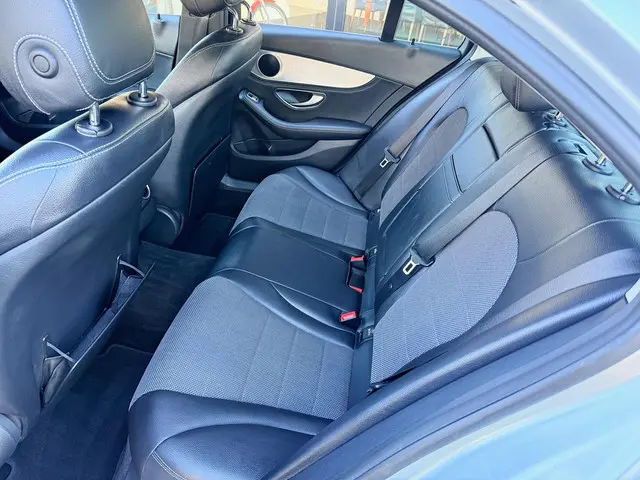 Mercedes-Benz C-Klasse 200 Prestige 2014 Benzine 7