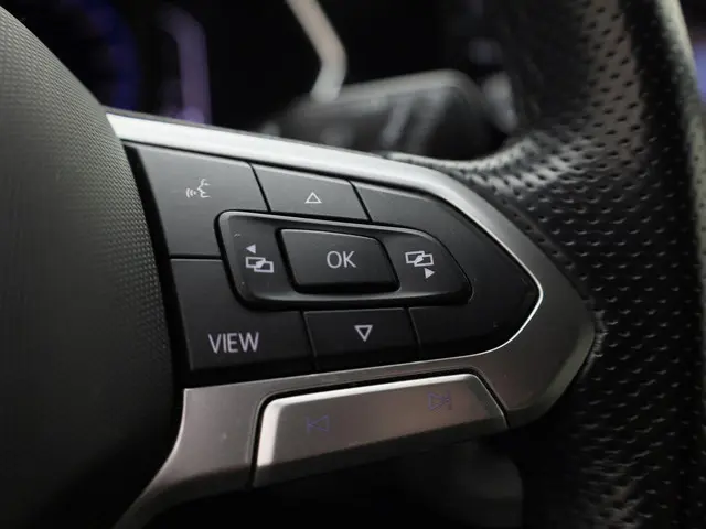 Volkswagen T-Cross 1.5TSI/150PK R-Line DSG 2021 Benzine 23