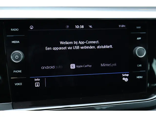 Volkswagen Polo 1.0 TSI Comfortline 2019 Benzine 24