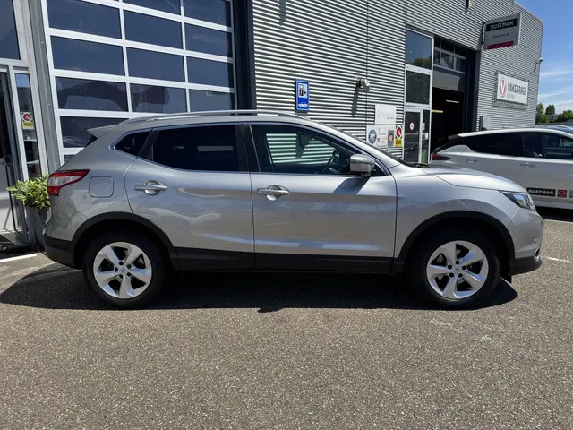 Nissan QASHQAI 1.2 N-Connecta 2017 Benzine 7