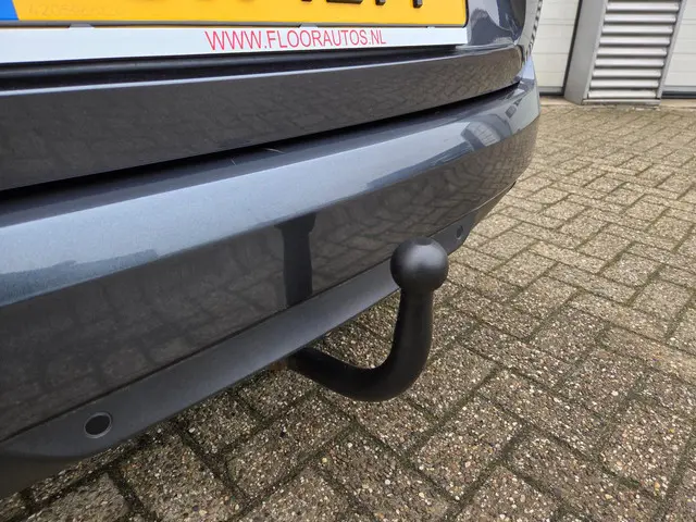 Renault Mégane Estate 1.3 TCe Limited 2018 Benzine 14