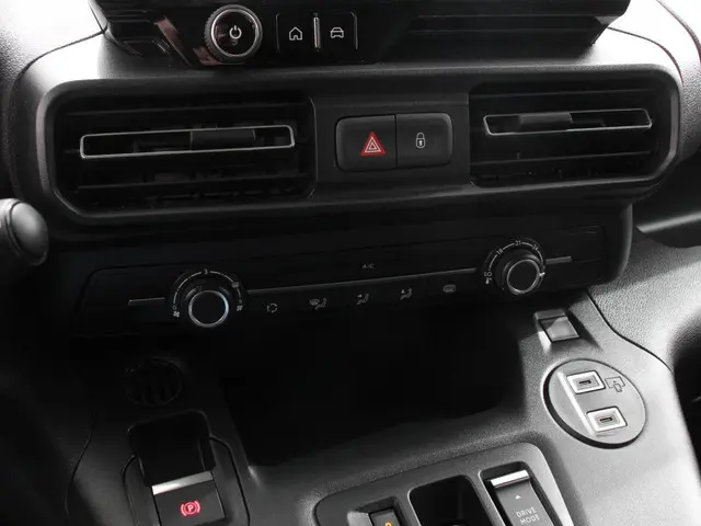 Opel Combo 1.5 BlueHDi 130 S&S L2 2024 Diesel 16