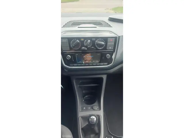 Volkswagen up! 98404 1.0 BMT move 2017 Benzine 11