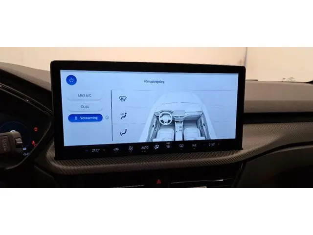 Ford Kuga 2.5 PHEV ST-Line X 2024 Hybride Benzine 25