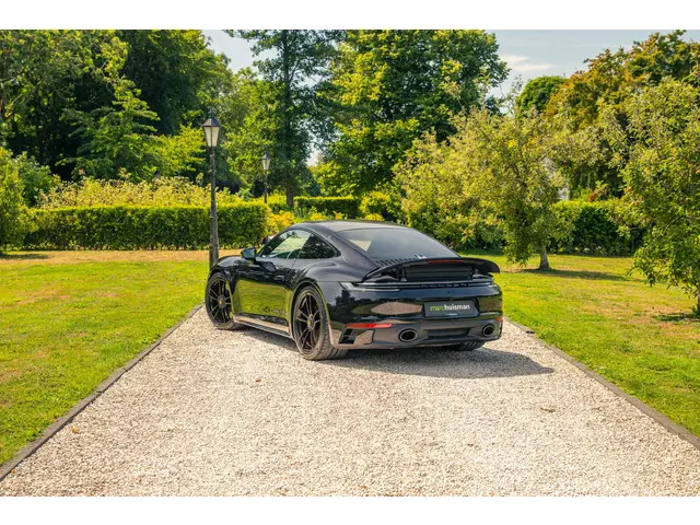 Porsche 911 3.0 Carrera GTS 2022 Benzine 151