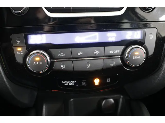 Nissan QASHQAI 1.2 Acenta 2016 Benzine 19