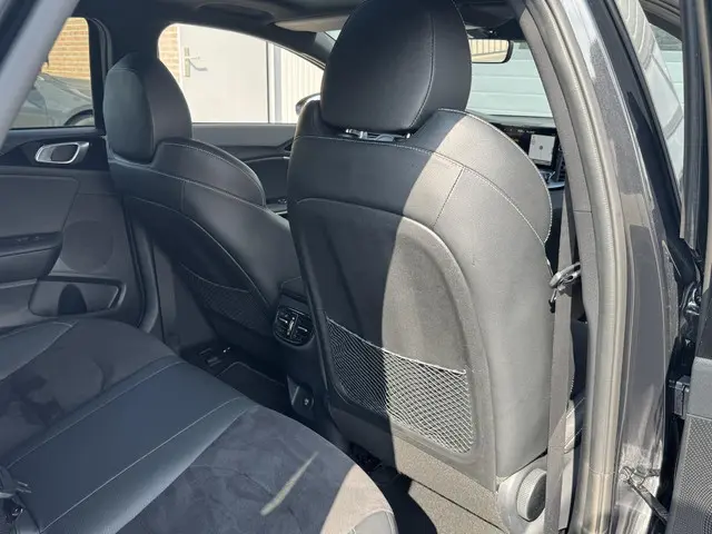 Kia ProCeed 1.5 T-GDI GT-LINE 2023 Benzine 11