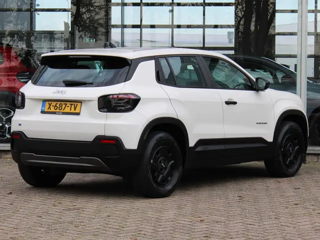 Jeep Avenger Longitude 54 kWh 2024 Elektrisch 6