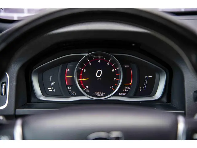 Volvo V60 1.5 T3 Polar+ 2018 Benzine 13