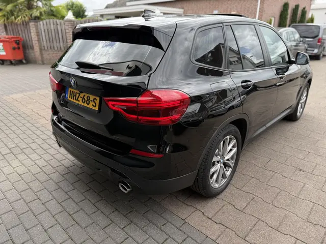 BMW X3 xDrive20i High Executive Edition 2019 Benzine 10