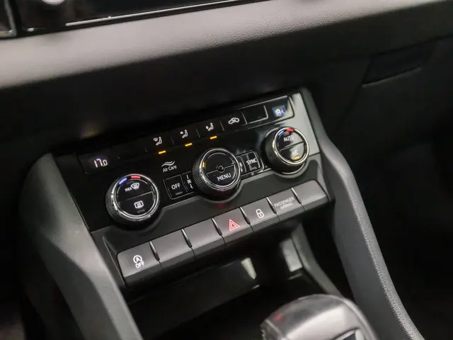 Škoda Karoq 1.5 TSI ACT Ambition Business 2018 Benzine 9