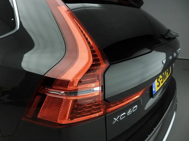 Volvo XC60 2.0 B4 Inscription 2022 Benzine 39
