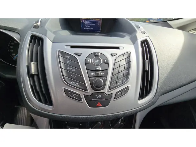 Ford C-MAX 1.0 Edition 2014 Benzine 24