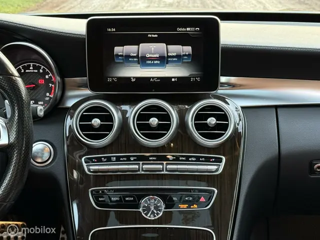 Mercedes-Benz C-Klasse AMG 63 2015 Benzine 8