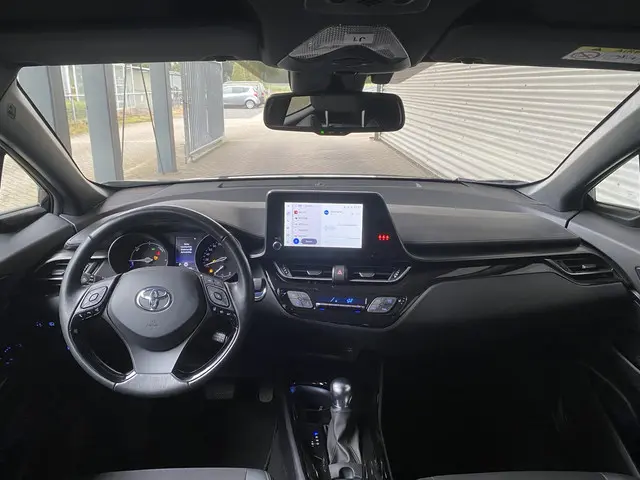 Toyota C-HR 2.0 Hybrid TeamNL 2022 Hybride Benzine 6