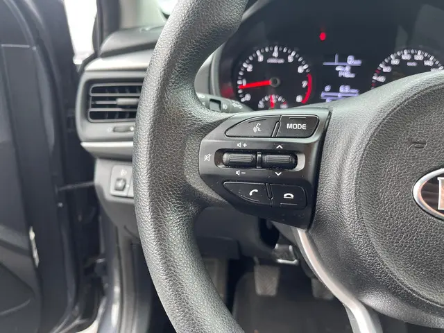 Kia Rio | Camera | Carplay| PDC | DAB | LMV | 2021 Benzine 20