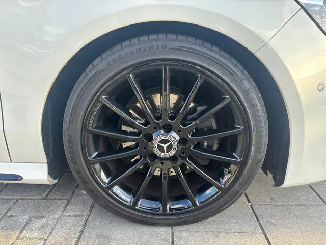 Mercedes-Benz CLA 180 AMG EDITION PANO NAP 2017 Benzine 9