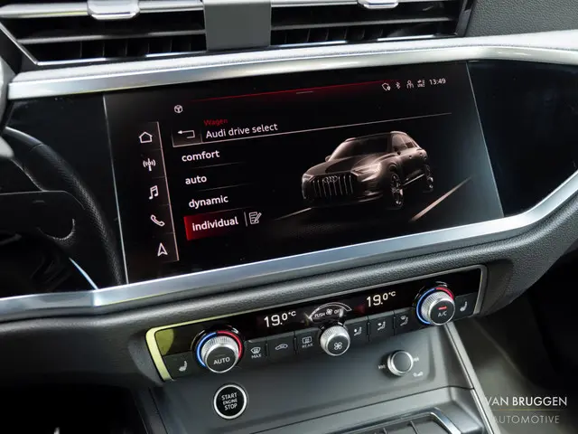 Audi Q3 45 TFSI E S-Line 2022 Hybride Benzine 23