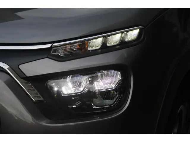 Citroën C3 1.2 PureTech C-Series | CARPLAY | 2023 Benzine 22