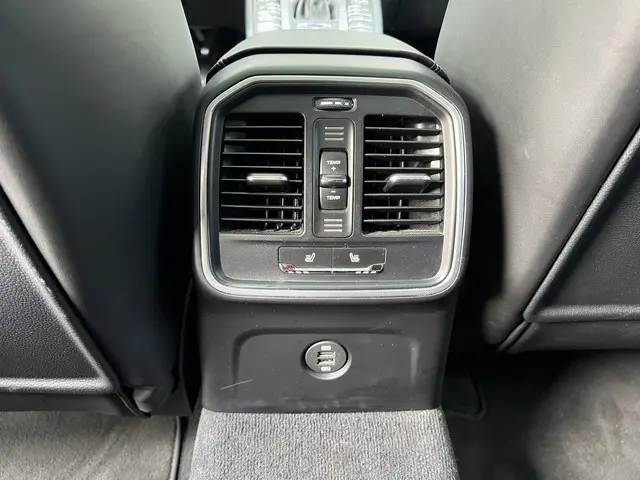 Porsche Macan 3.6 Turbo 2017 Benzine 31