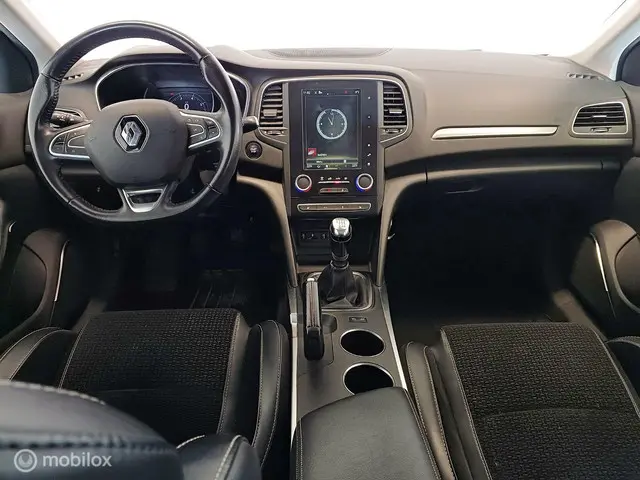 Renault Mégane 1.2 TCe Limited 2018 Benzine 8