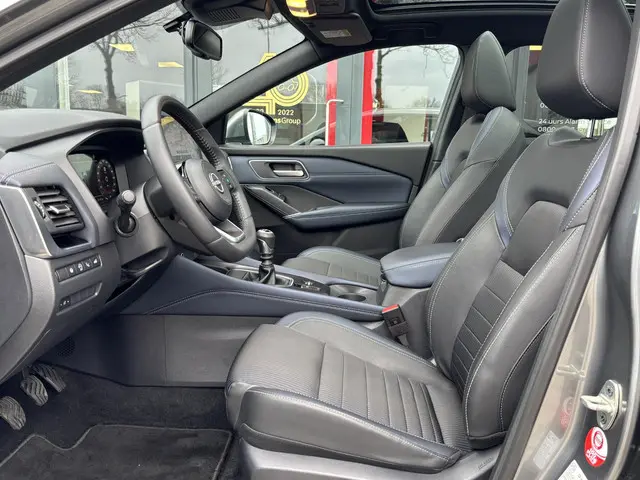 Nissan QASHQAI MHEV 140 MT Tekna 2024 Benzine 8