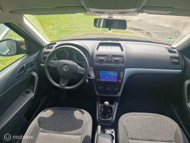 Škoda Yeti 1.2 TSI Ambition 2015 Benzine 12