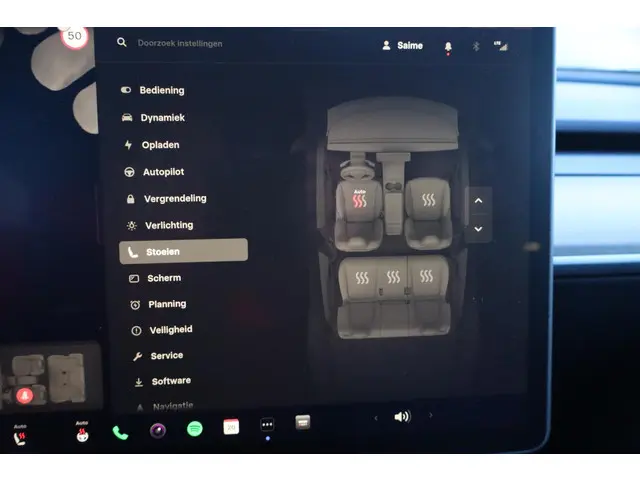 Tesla Model Y Long Range RWD 75 kWh 2024 Elektrisch 37