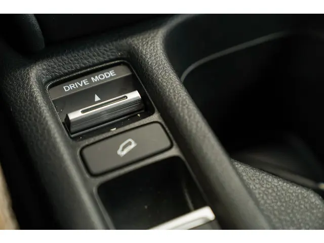 Honda HR-V 1.5i e:HEV ADVANCE 2022 Hybride Benzine 22