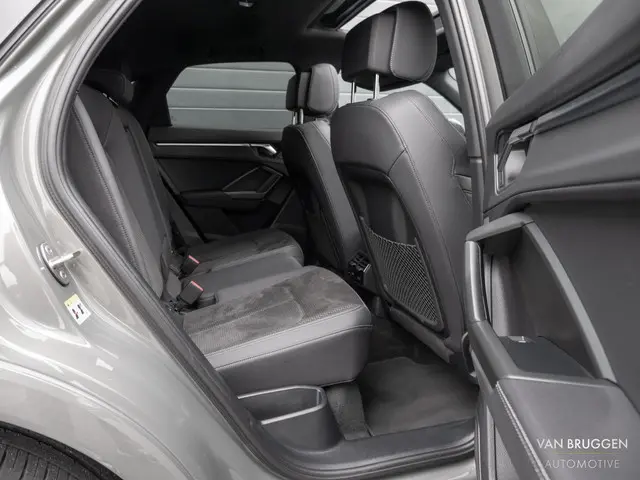 Audi Q3 Sportback 35 TFSI S-Line 2021 Benzine 20